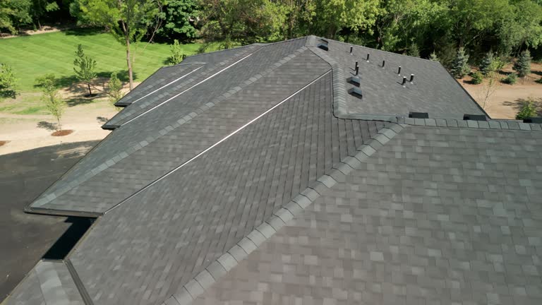 Asphalt Shingles Roofing in Brownsboro, TX